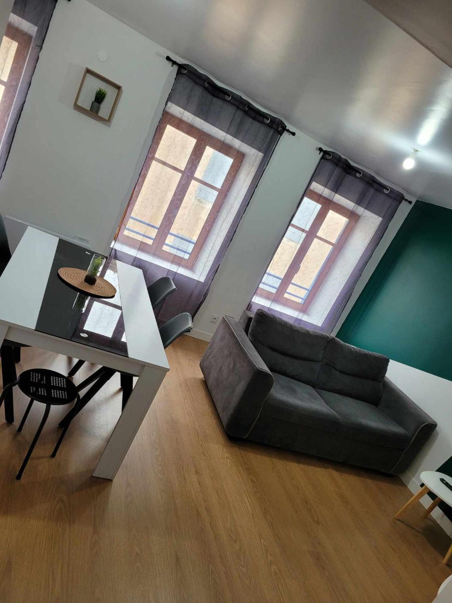 Charmant T3 Avec Terrasse Каркасон Екстериор снимка